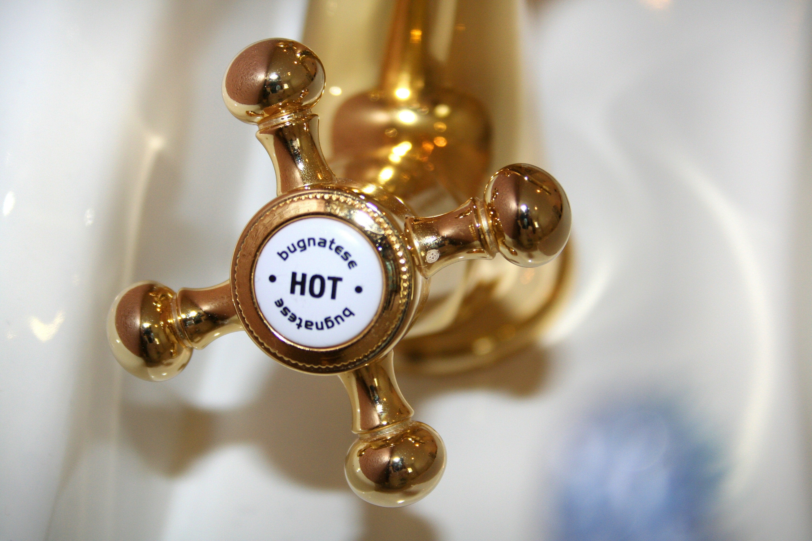 A Comprehensive Commercial Water Heater Sizing Guide for You